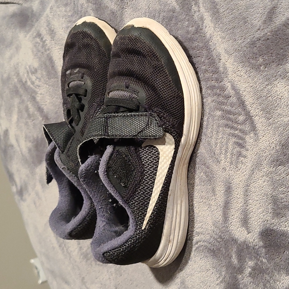 🍉Nike kids shoes